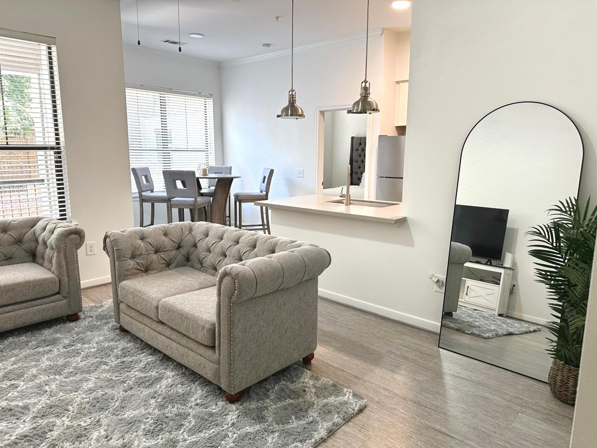 Downtown Dazzle 2 Bedroom Хюстън Екстериор снимка